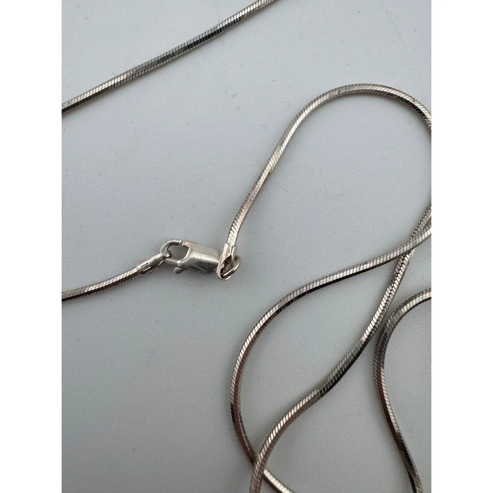 Sterling Silver Heart Pendant Necklace Snake Chain Marked 925 Italy - Picture 3 of 7